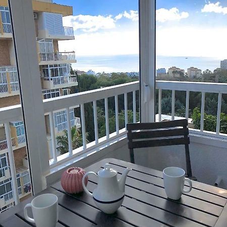 Sea View Apartment Бенальмадена Екстер'єр фото