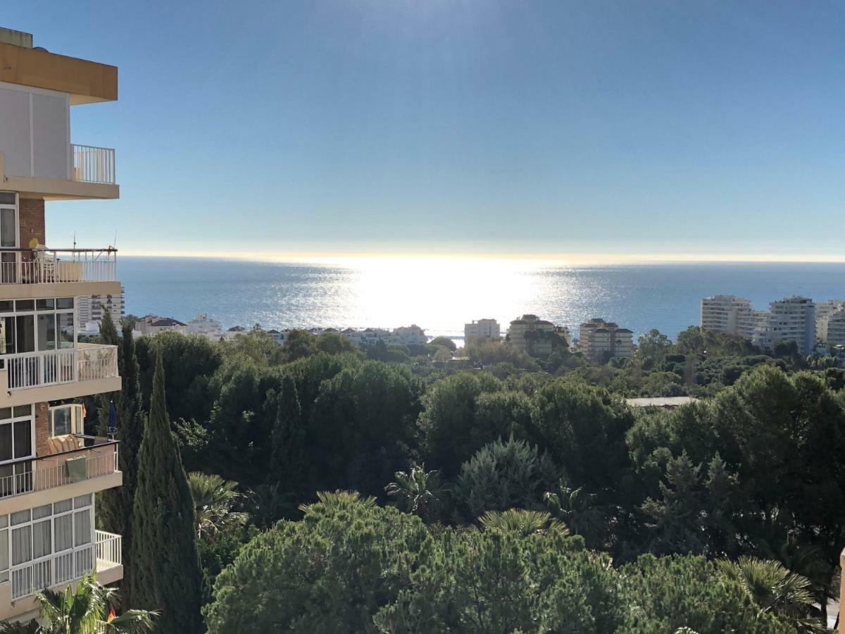 Sea View Apartment Бенальмадена Екстер'єр фото