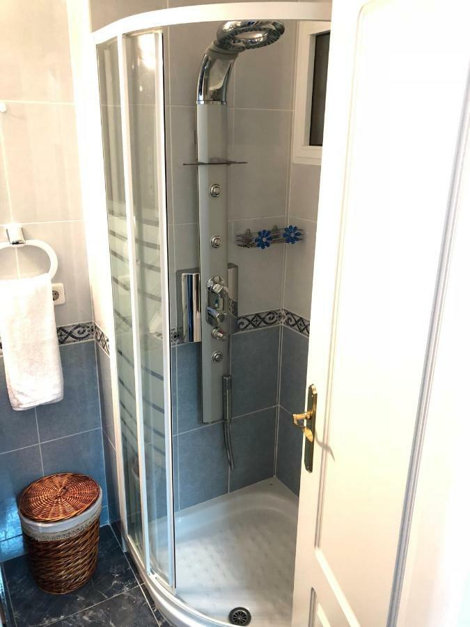 Sea View Apartment Бенальмадена Екстер'єр фото